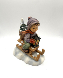 Hummel beeldje 'Ride into Christmas' (groot)