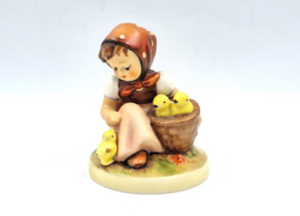 Hummel beeldje 'Chick Girl'