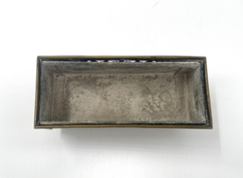 Bewerken - Messing of zink plantenbakje 19e-eeuwse