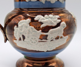 Lustreware schenkkan met floraar decor