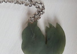 Zilveren ketting met jade hanger