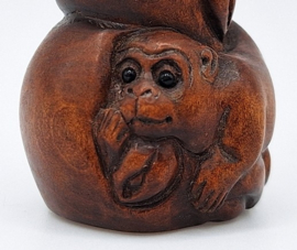 Netsuke van een aap