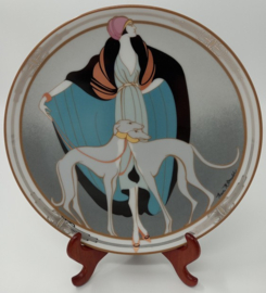 Art deco sierbord 'A Flapper lady With Greyhounds'