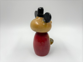 Kokeshi bobblehead pop