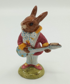 Royal Doulton - Mr. Bunny beat Strumming