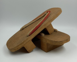 Geta / Japanse slippers van hout