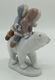 Lladro Inuit riders #5353