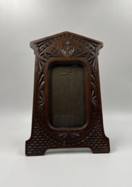Houten fotolijst met kerfsnede