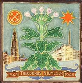 Cloisonné tegeltje tabaksfabriek Niemeijer