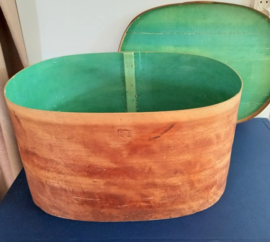 Grote spanen / houten hoedendoos