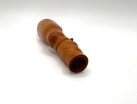 Netsuke theeschep met slang