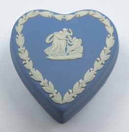 Wedgwood Jasperware doosje hart