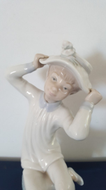 Lladro beeldje, meisje met hoed