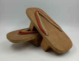 Geta / Japanse slippers van hout