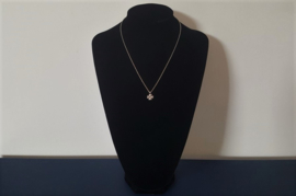 Zilveren ketting met klavertje vier hanger