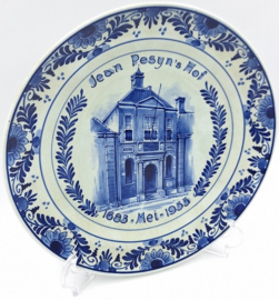 Delfts blauw bord 'Jean Pesyn’s Hof'
