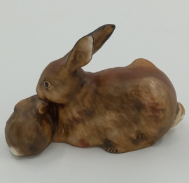 Goebel 'Brown Bunny Rabbit Mother & Baby'