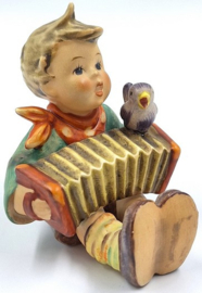 Hummel beeld 'Let's sing Heini'