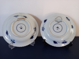 2 Mosa borden met Chinees decor