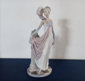 Lladro Socialite of the 20's (nummer 5283)