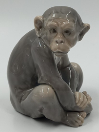 Lladro beeld van een aap