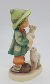Hummel beeldje 'Schäferbub / Shepherd's Boy'