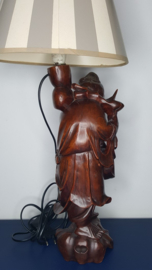 Houten lamp van Chinese wijsgeer