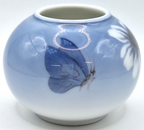 Blue Butterfly’ Bud Vaas - Royal Copenhagen