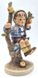 Hummel 'Apple tree boy' (groot)
