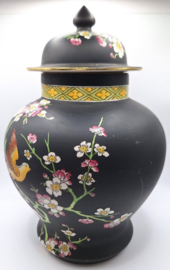 Dekselvaas door Adams Tunstall