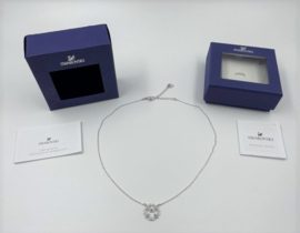 Swarovski ketting met bewegende hanger