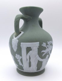 Groen Portland Wedgwood vaasje