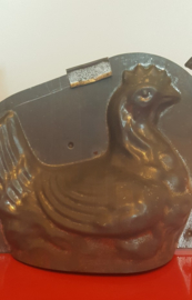 Antieke chocoladevorm in de vorm van een kip