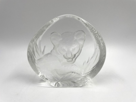 Kristallen sculptuur met leeuwtje - Mats Jonasson