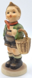 Hummel beeldje 'Village boy'