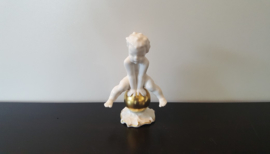 Putto met gouden bal - Hutschenreuther