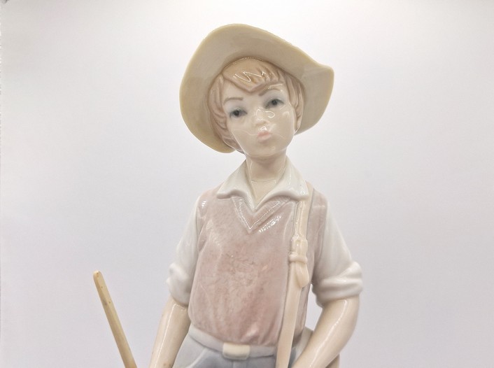 Lladro Fisher Boy #4809