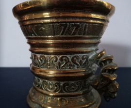 Replica messing vijzel met stamper