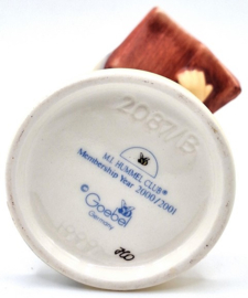 Hummel beeldje 'ABC-Stunde' / 'Honor Student'