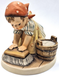 Hummel beeld 'Big house cleaning' (groot)