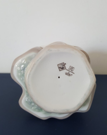 Lladro Nao beeldje, meisje met lam