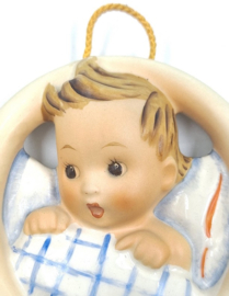 Hummel plaquette 'Child in bed' / 'Kind im Bett'
