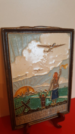 Cloisonné tegeltje  "Voedsel - Vrede - Vrijheid 29 april 1945 - 5 mei"