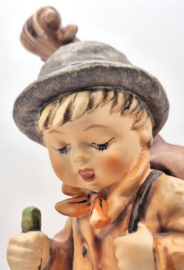 Hummel beeld 'Little cellist' (groot)