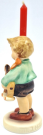 Hummel beeldje 'Junge mit Holzpferd' / 'Boy with Horse'