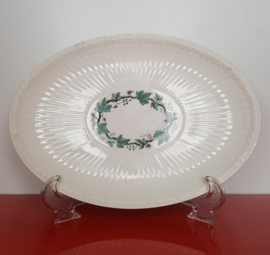 Twee Wedgwood ovalen schaaltjes van Stratford