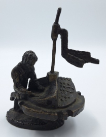 Bronzen beeldje door Jaap Hartman