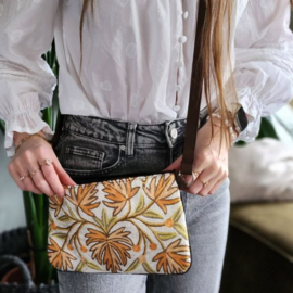 Happy Lona fairtrade schapenleer schoudertas