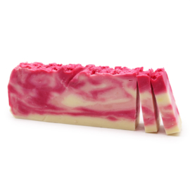 Handgemaakte Olijfolie Zeep – Rozenbottel – Zeepbrood 1,25kg