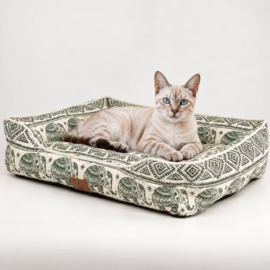 Groene Hondenmand met Olifanten – Geluksolifant 60x50 cm